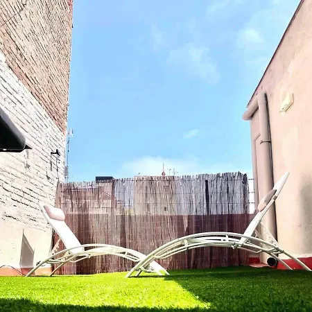 Poblenou Penthouse Loft With Private Terrace شقة *