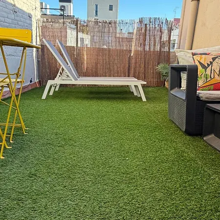 شقة Poblenou Penthouse Loft With Private Terrace