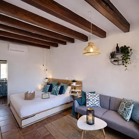 Poblenou Penthouse L Loft With Private Terrace L 5 Min Walk To The דירה *