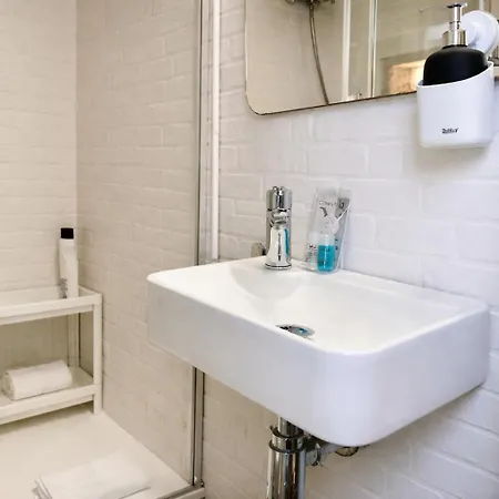 Poblenou Penthouse L Loft With Private Terrace L 5 Min Walk To The * ברצלונה