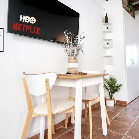 Poblenou Penthouse L Loft With Private Terrace L 5 Min Walk To The דירה
