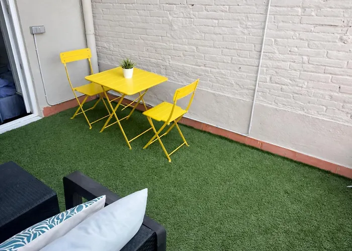 Poblenou Penthouse L Loft With Private Terrace L 5 Min Walk To The شقة