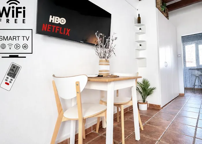 Poblenou Penthouse L Loft With Private Terrace L 5 Min Walk To The شقة